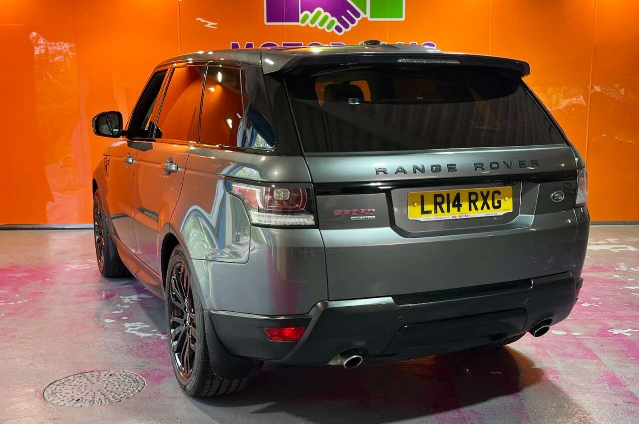 A 2014 LAND ROVER RANGE ROVER SPORT 3.0 SD V6 HSE Dynamic SUV 5dr Diesel Auto 4WD Euro 5 (s/s) (292 ps) Visit O A 2014 LAND ROVER RANGE ROVER SPORT 3.0 SD V6 HSE Dynamic SUV 5dr Diesel Auto 4WD Euro 5 (s/s) (292 ps) Visit O
