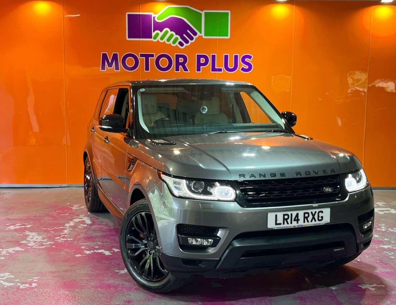 A 2014 LAND ROVER RANGE ROVER SPORT 3.0 SD V6 HSE Dynamic SUV 5dr Diesel Auto 4WD Euro 5 (s/s) (292 ps) Visit O A 2014 LAND ROVER RANGE ROVER SPORT 3.0 SD V6 HSE Dynamic SUV 5dr Diesel Auto 4WD Euro 5 (s/s) (292 ps) Visit O