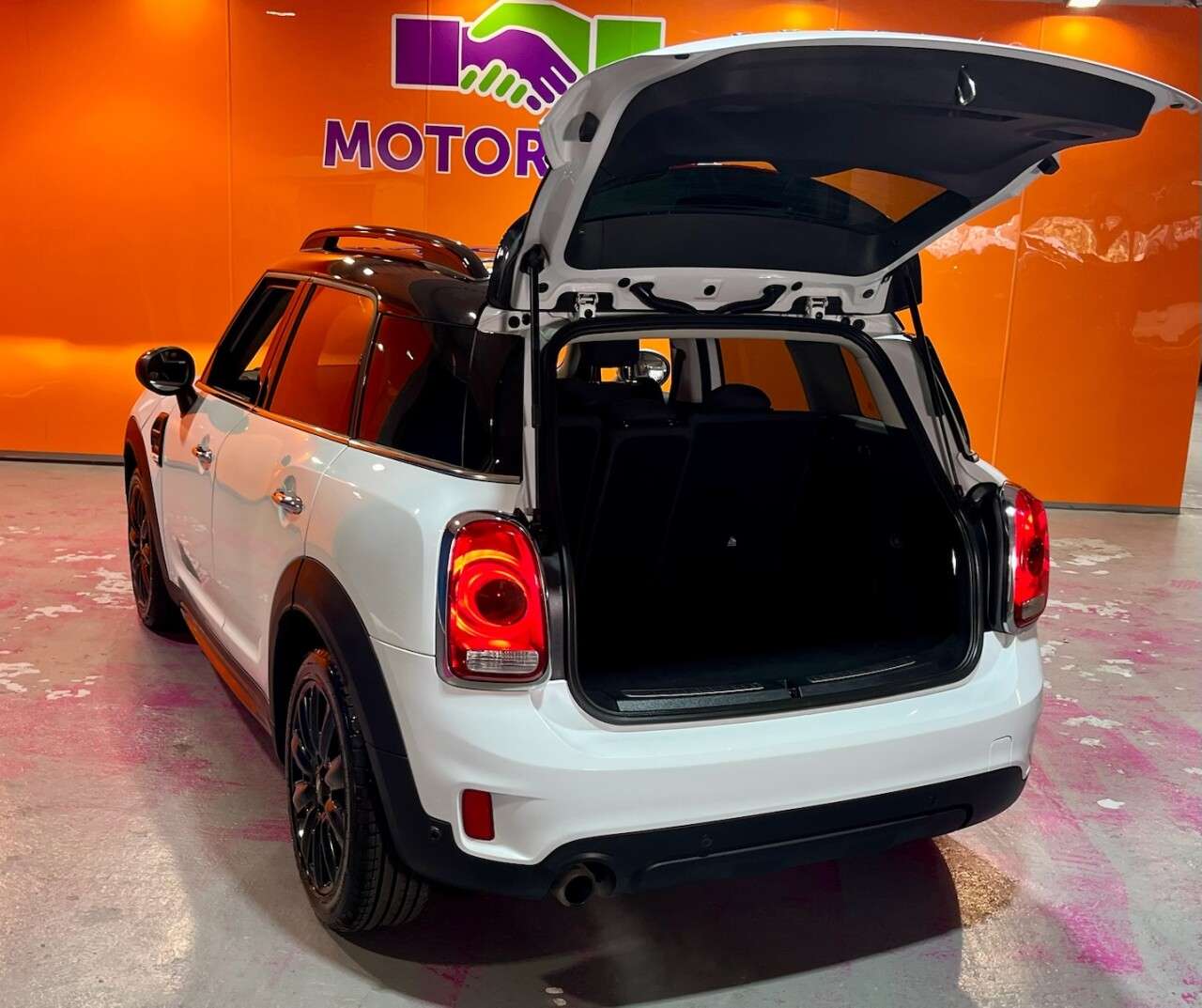 2018 MINI COUNTRYMAN 2018 MINI COUNTRYMAN