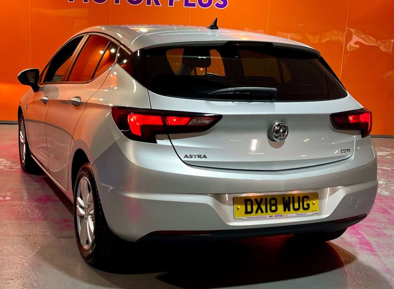 A 2018 VAUXHALL ASTRA 1.6 CDTi ecoTEC BlueInjection Tech Line Nav Hatchback 5dr Diesel Manual Eur A 2018 VAUXHALL ASTRA 1.6 CDTi ecoTEC BlueInjection Tech Line Nav Hatchback 5dr Diesel Manual Eur