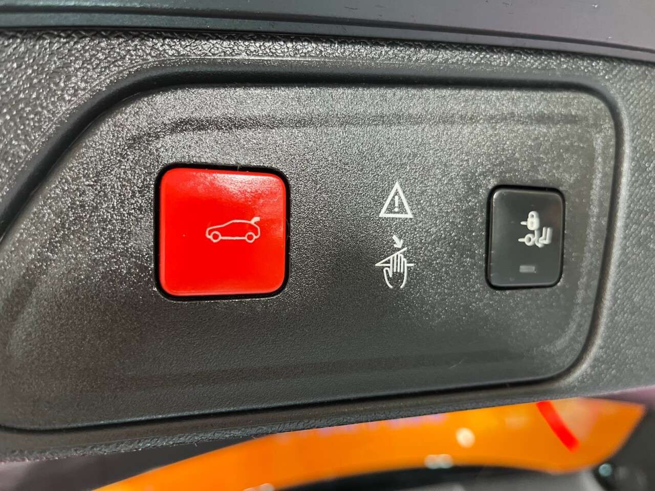 2018 PEUGEOT 3008 2018 PEUGEOT 3008