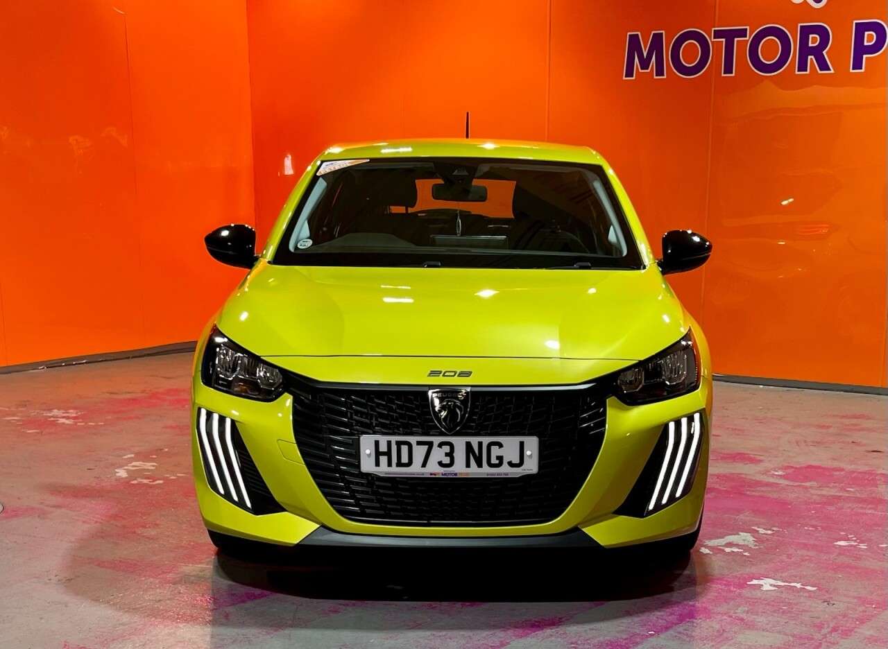 2024 PEUGEOT 208 2024 PEUGEOT 208