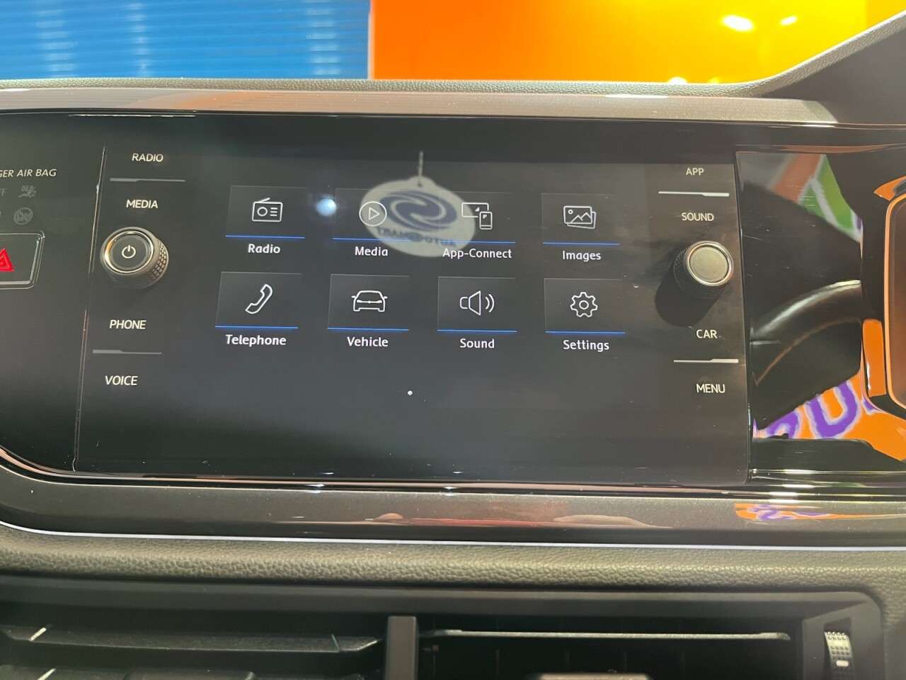 2019 VOLKSWAGEN POLO 2019 VOLKSWAGEN POLO