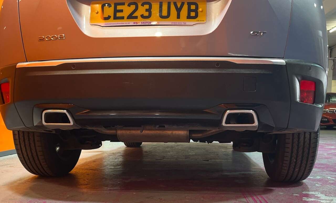 2023 PEUGEOT 2008 2023 PEUGEOT 2008