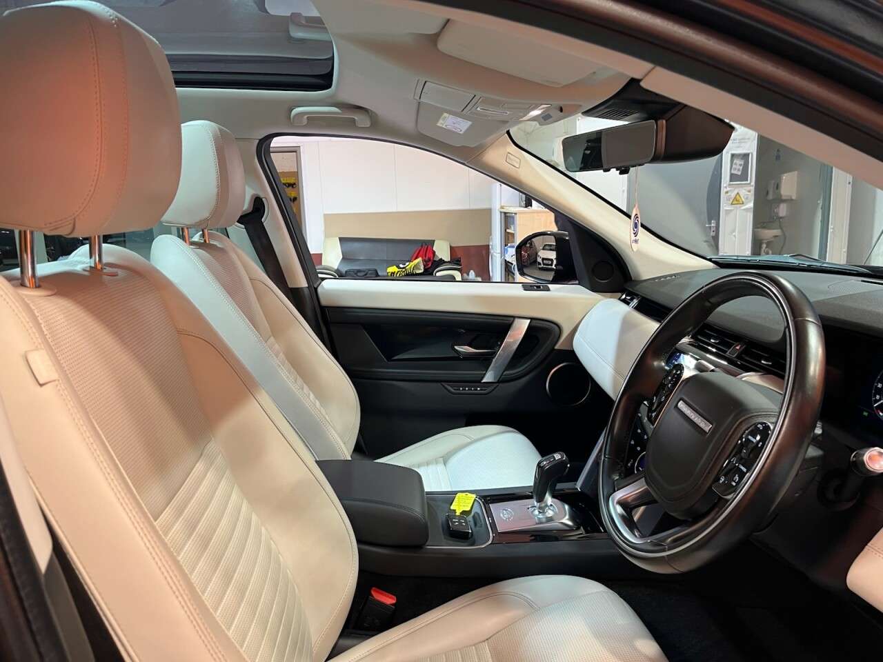 2019 LAND ROVER DISCOVERY SPORT 2019 LAND ROVER DISCOVERY SPORT