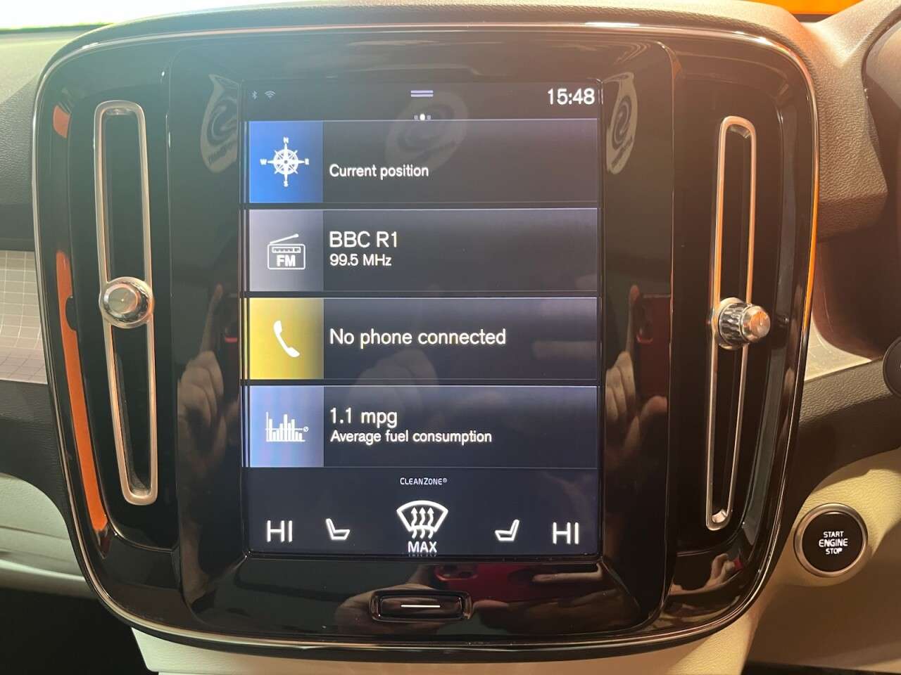 2019 VOLVO XC40 2019 VOLVO XC40