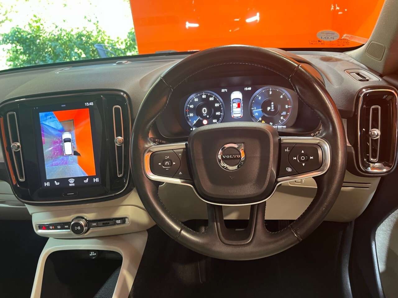 2019 VOLVO XC40 2019 VOLVO XC40