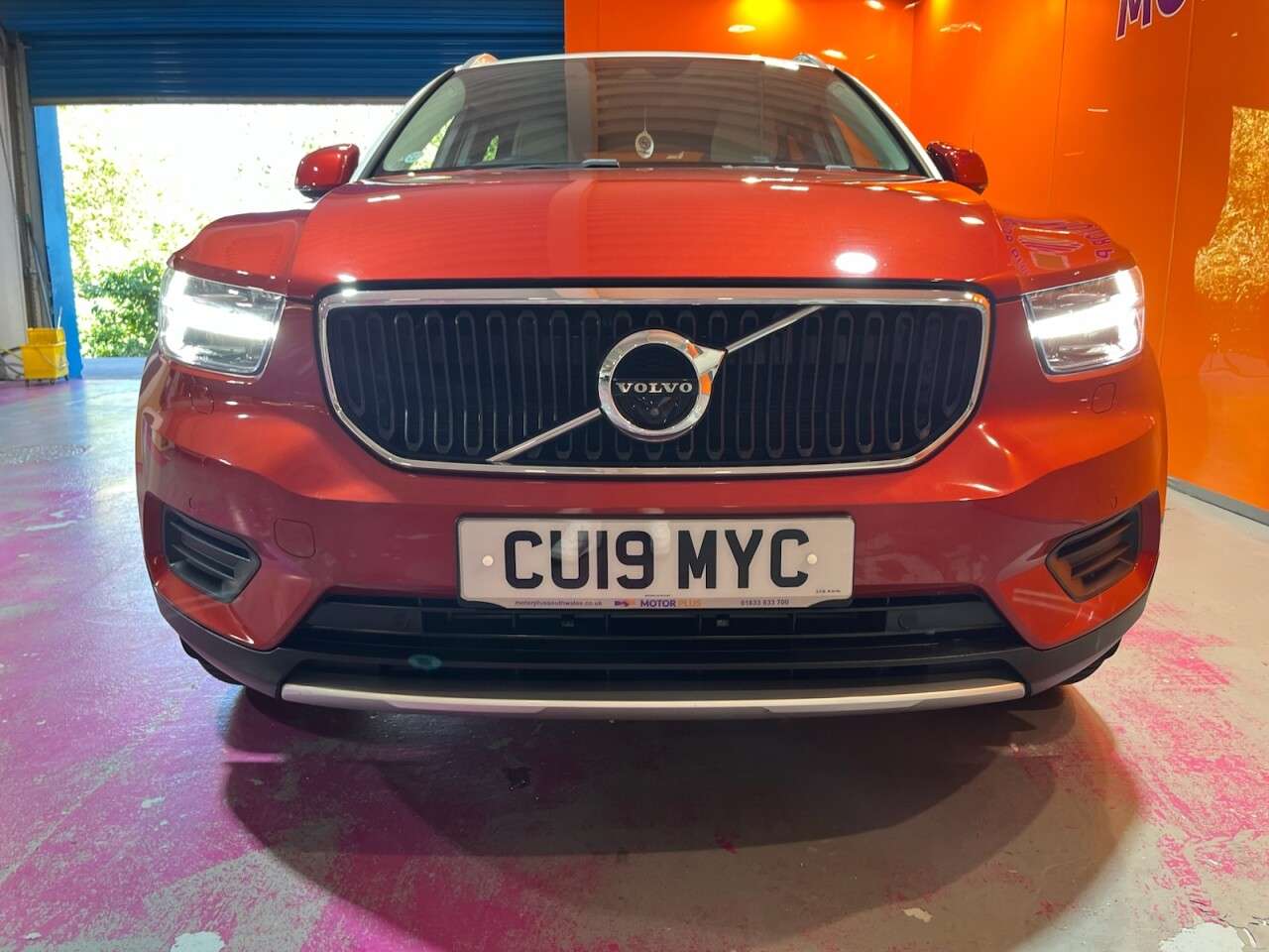 2019 VOLVO XC40 2019 VOLVO XC40
