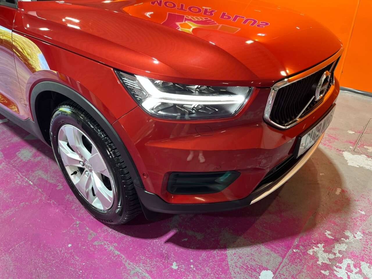 2019 VOLVO XC40 2019 VOLVO XC40