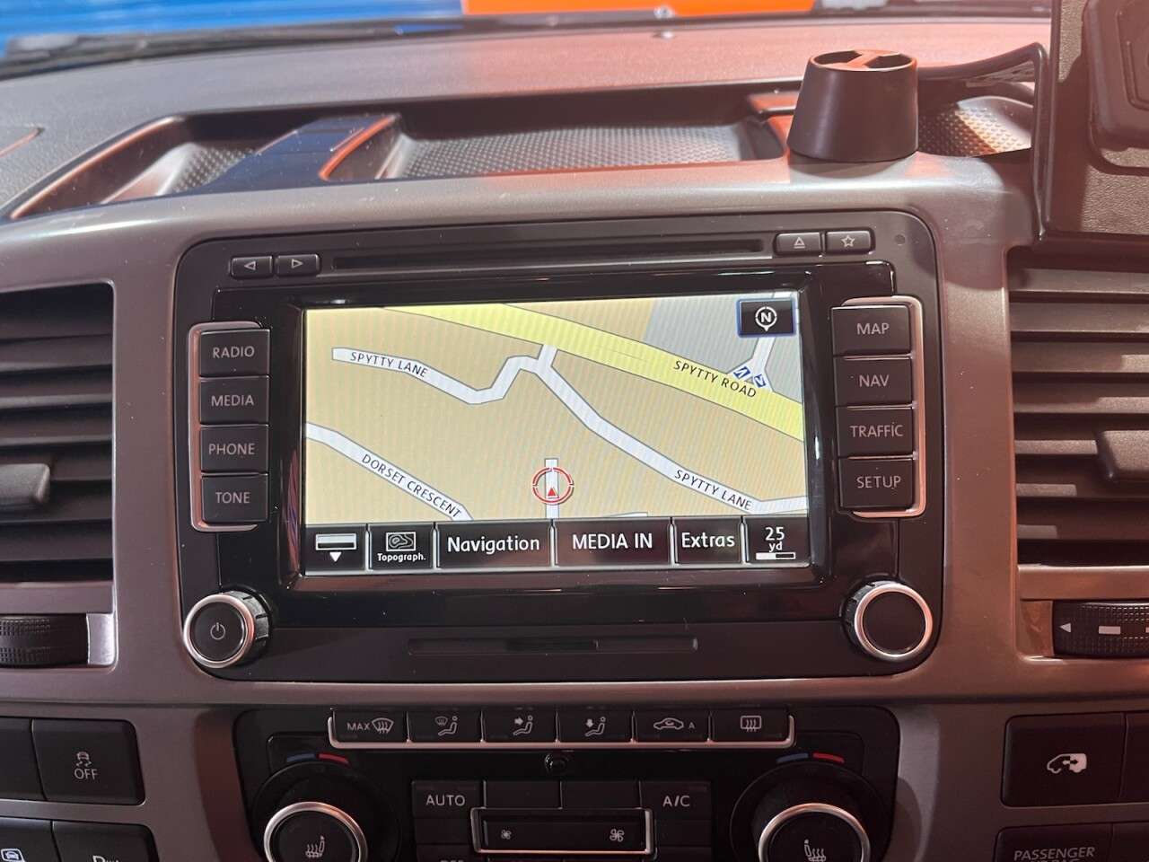 2015 VOLKSWAGEN CARAVELLE 2015 VOLKSWAGEN CARAVELLE