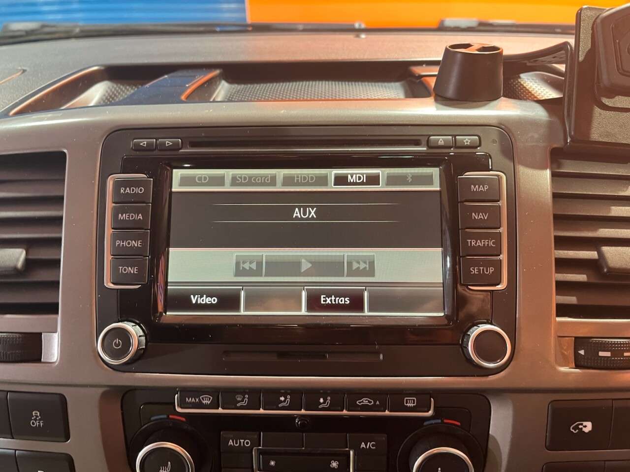 2015 VOLKSWAGEN CARAVELLE 2015 VOLKSWAGEN CARAVELLE