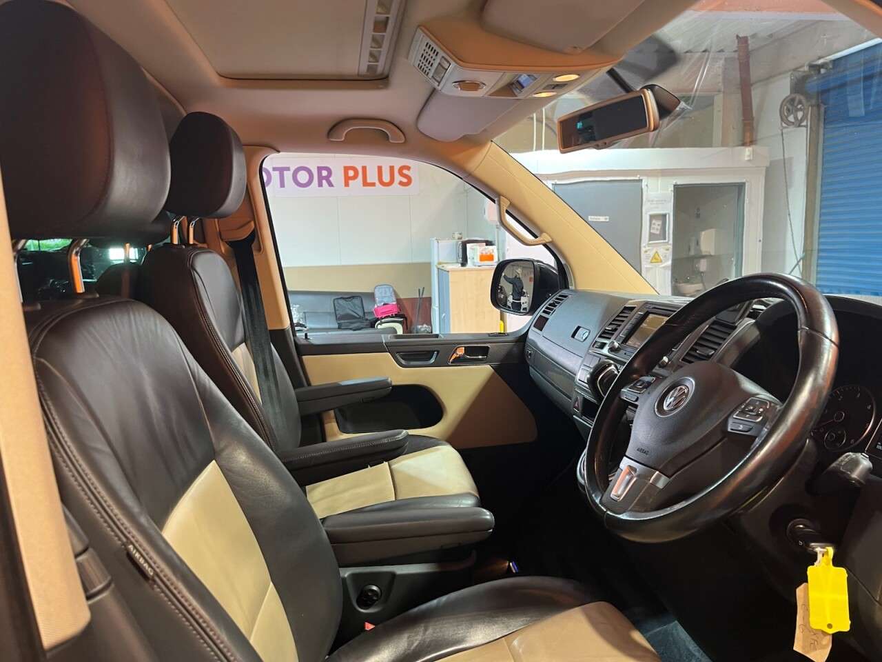 2015 VOLKSWAGEN CARAVELLE 2015 VOLKSWAGEN CARAVELLE