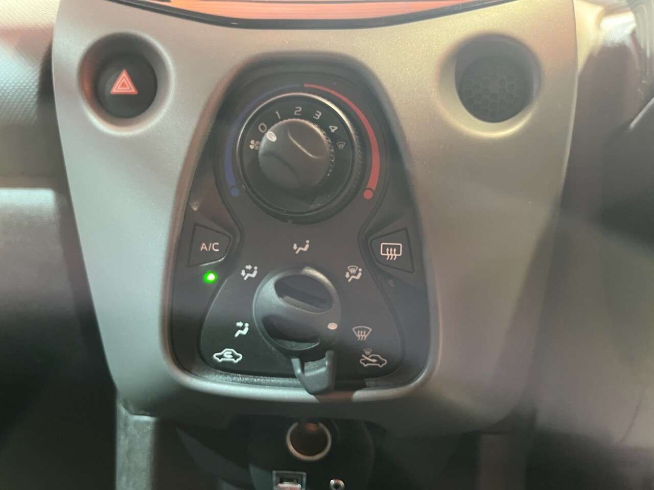 2019 PEUGEOT 108 2019 PEUGEOT 108