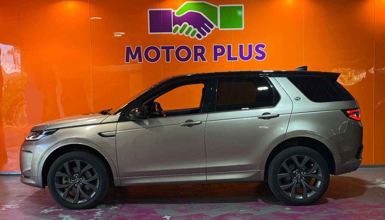 A 2022 LAND ROVER DISCOVERY SPORT 2.0 D200 MHEV R-Dynamic SE SUV 5dr Diesel Auto 4WD Euro 6 (s/s) (204 ps) Vi A 2022 LAND ROVER DISCOVERY SPORT 2.0 D200 MHEV R-Dynamic SE SUV 5dr Diesel Auto 4WD Euro 6 (s/s) (204 ps) Vi