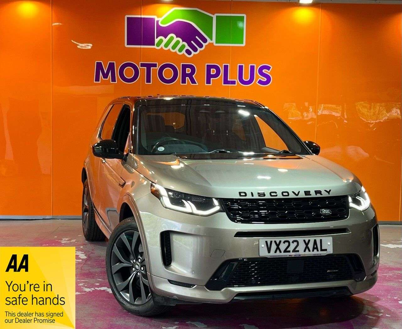 A 2022 LAND ROVER DISCOVERY SPORT 2.0 D200 MHEV R-Dynamic SE SUV 5dr Diesel Auto 4WD Euro 6 (s/s) (204 ps) Vi A 2022 LAND ROVER DISCOVERY SPORT 2.0 D200 MHEV R-Dynamic SE SUV 5dr Diesel Auto 4WD Euro 6 (s/s) (204 ps) Vi