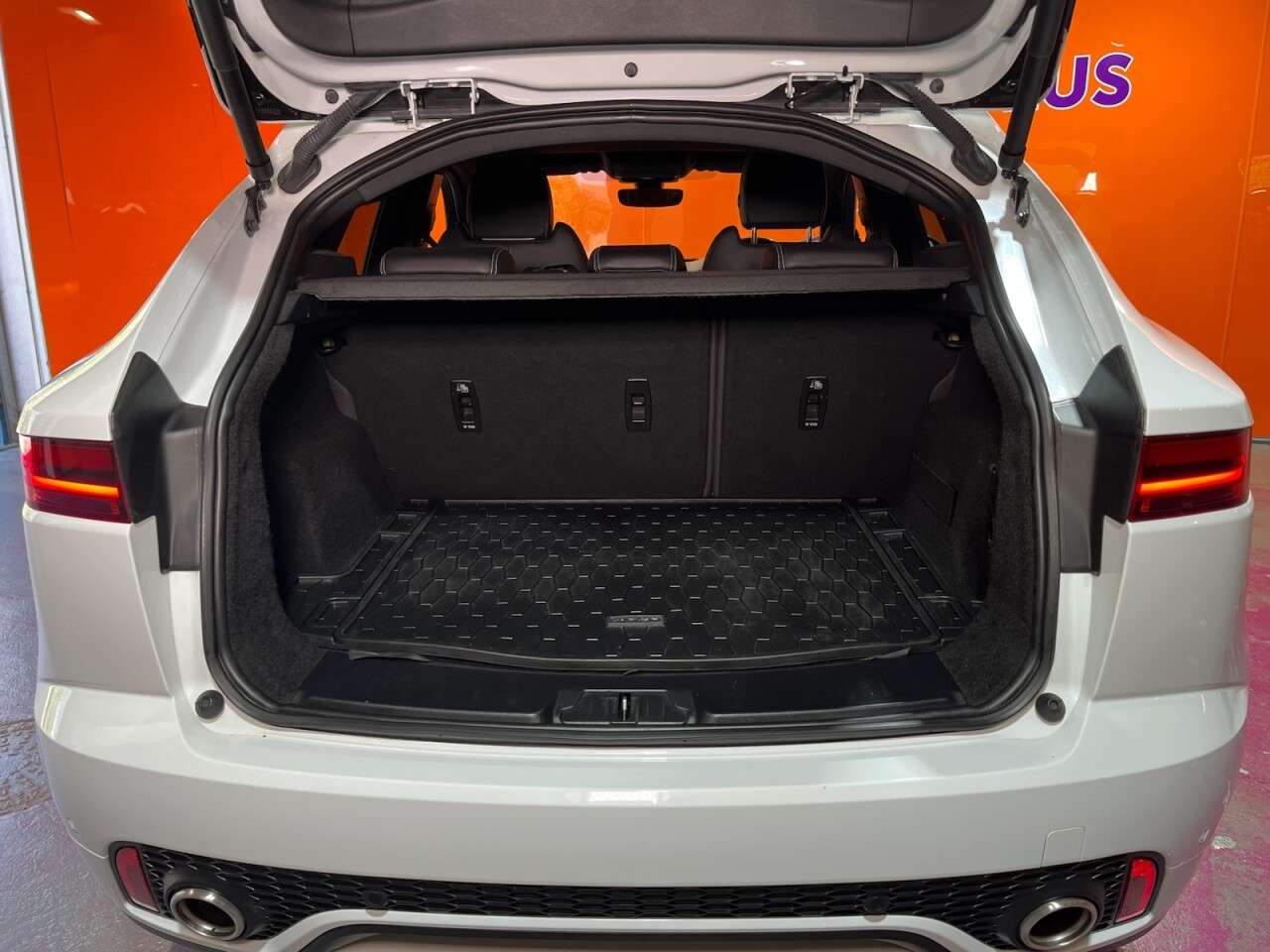 2019 JAGUAR E-PACE 2019 JAGUAR E-PACE
