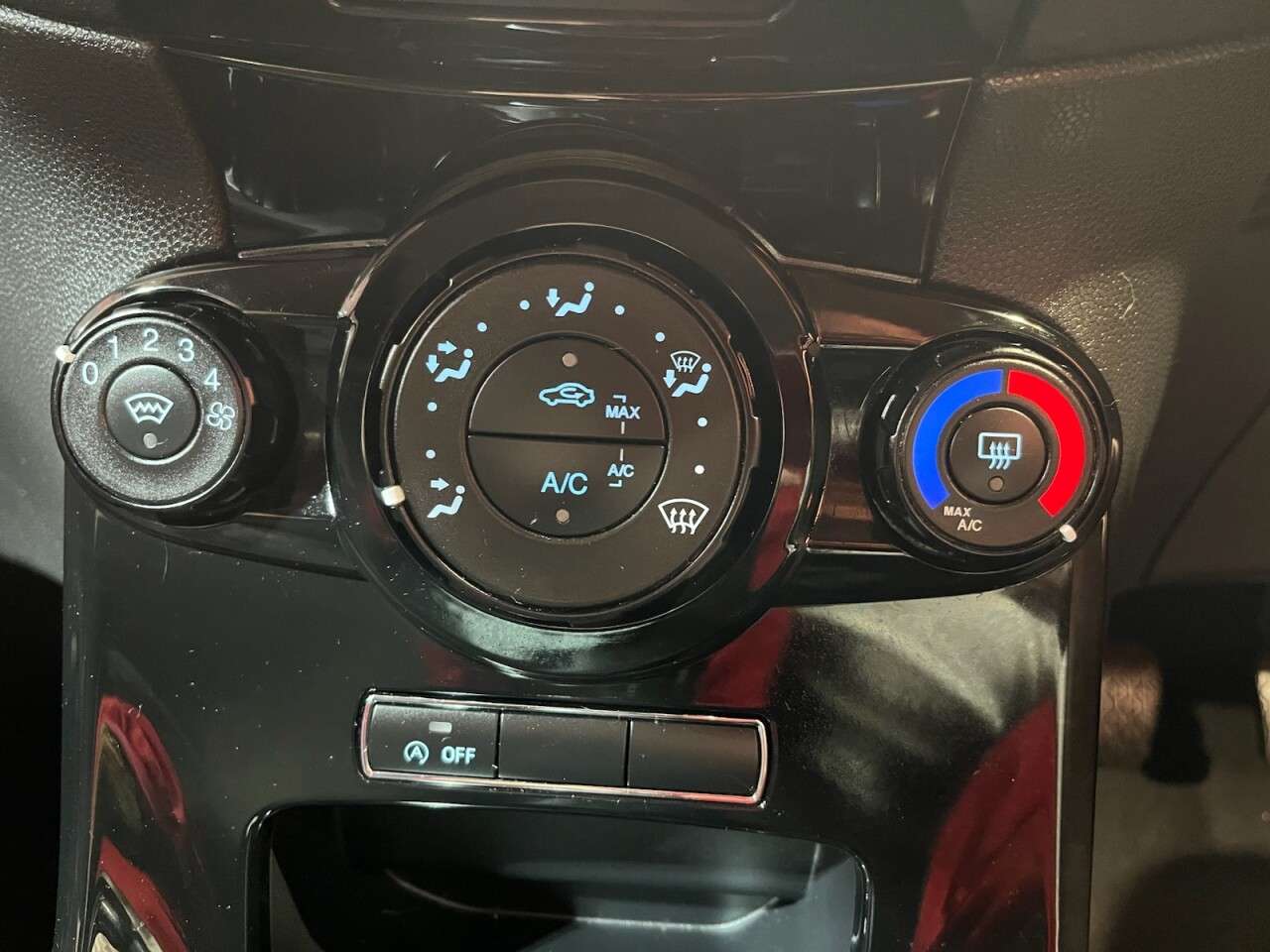 2016 FORD FIESTA 2016 FORD FIESTA