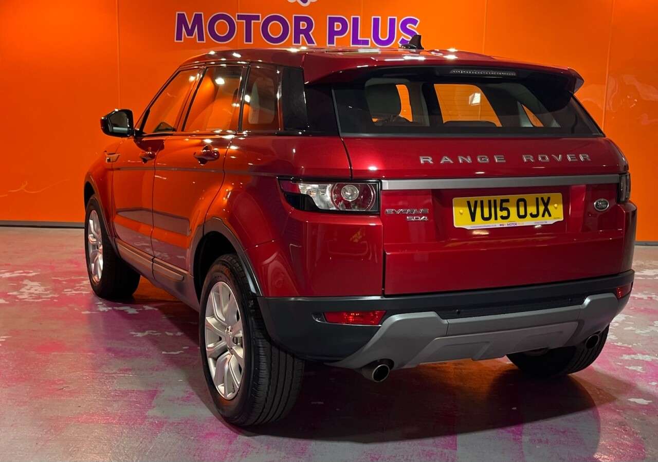 A 2015 LAND ROVER RANGE ROVER EVOQUE 2.2 SD4 Pure SUV 5dr Diesel Manual 4WD Euro 5 (s/s) (190 ps) Visit Over 400 A 2015 LAND ROVER RANGE ROVER EVOQUE 2.2 SD4 Pure SUV 5dr Diesel Manual 4WD Euro 5 (s/s) (190 ps) Visit Over 400
