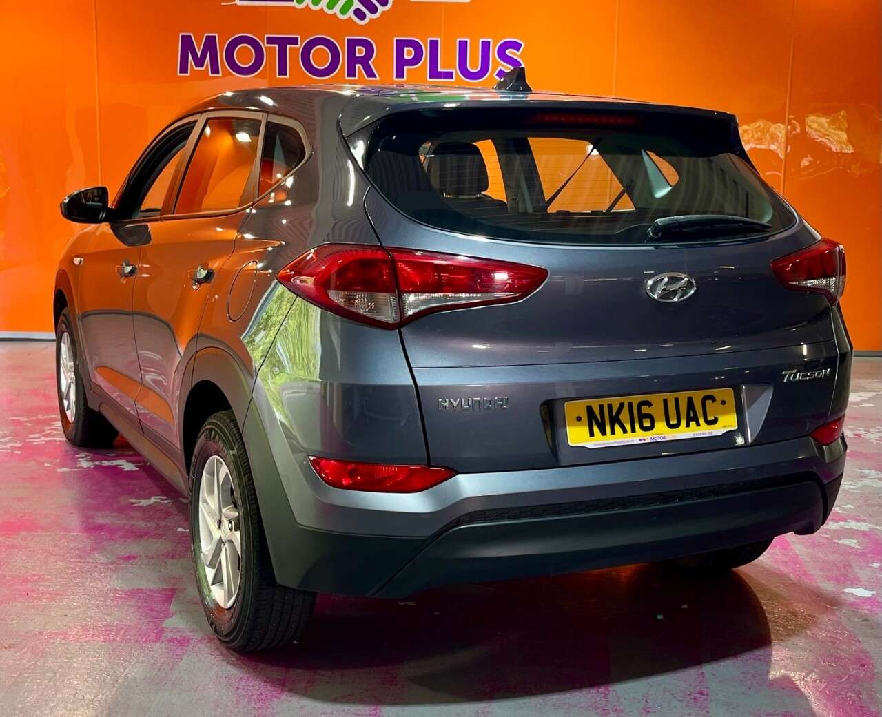 A 2016 HYUNDAI TUCSON 1.7 CRDi Blue Drive S SUV 5dr Diesel Manual Euro 6 (s/s) (116 ps) Visit Ove A 2016 HYUNDAI TUCSON 1.7 CRDi Blue Drive S SUV 5dr Diesel Manual Euro 6 (s/s) (116 ps) Visit Ove