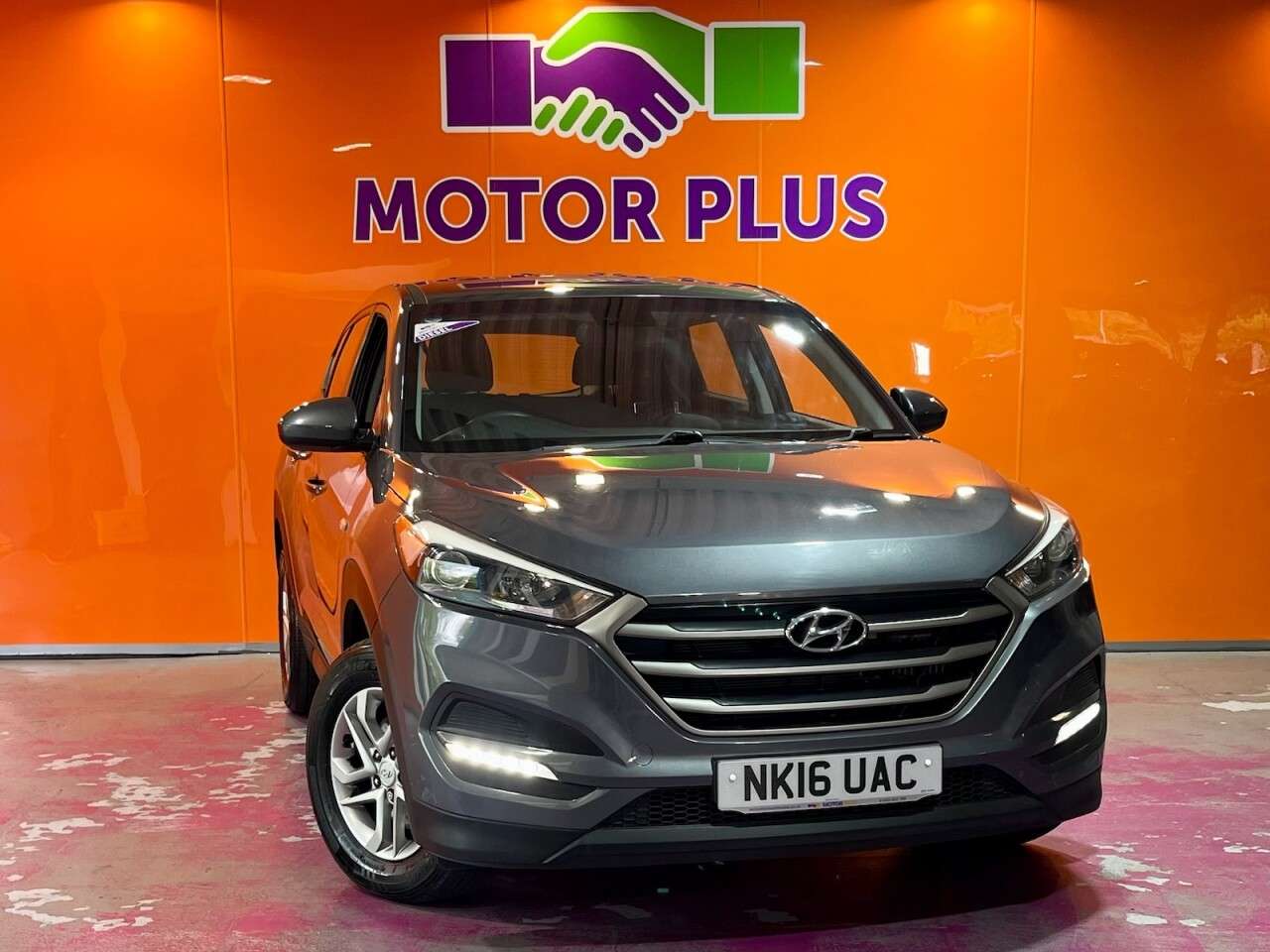 A 2016 HYUNDAI TUCSON 1.7 CRDi Blue Drive S SUV 5dr Diesel Manual Euro 6 (s/s) (116 ps) Visit Ove A 2016 HYUNDAI TUCSON 1.7 CRDi Blue Drive S SUV 5dr Diesel Manual Euro 6 (s/s) (116 ps) Visit Ove