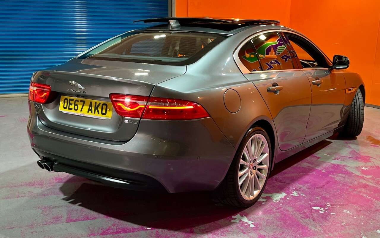 2017 JAGUAR XE 2017 JAGUAR XE