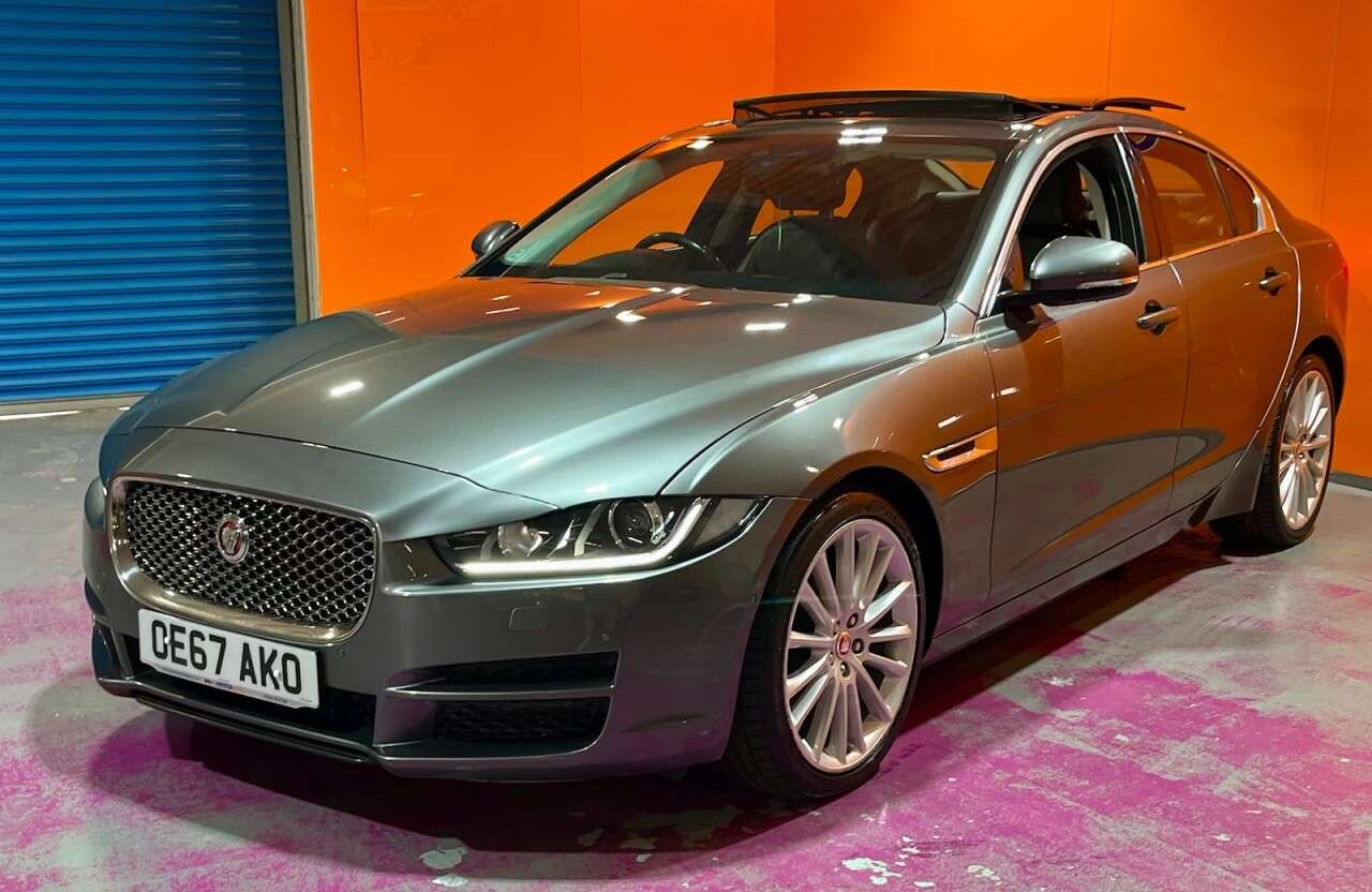 2017 JAGUAR XE 2017 JAGUAR XE