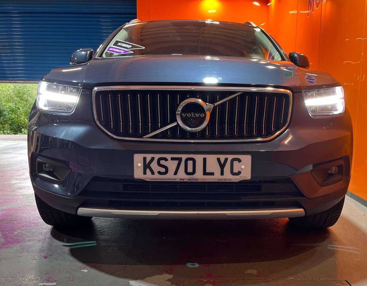 2020 VOLVO XC40 2020 VOLVO XC40
