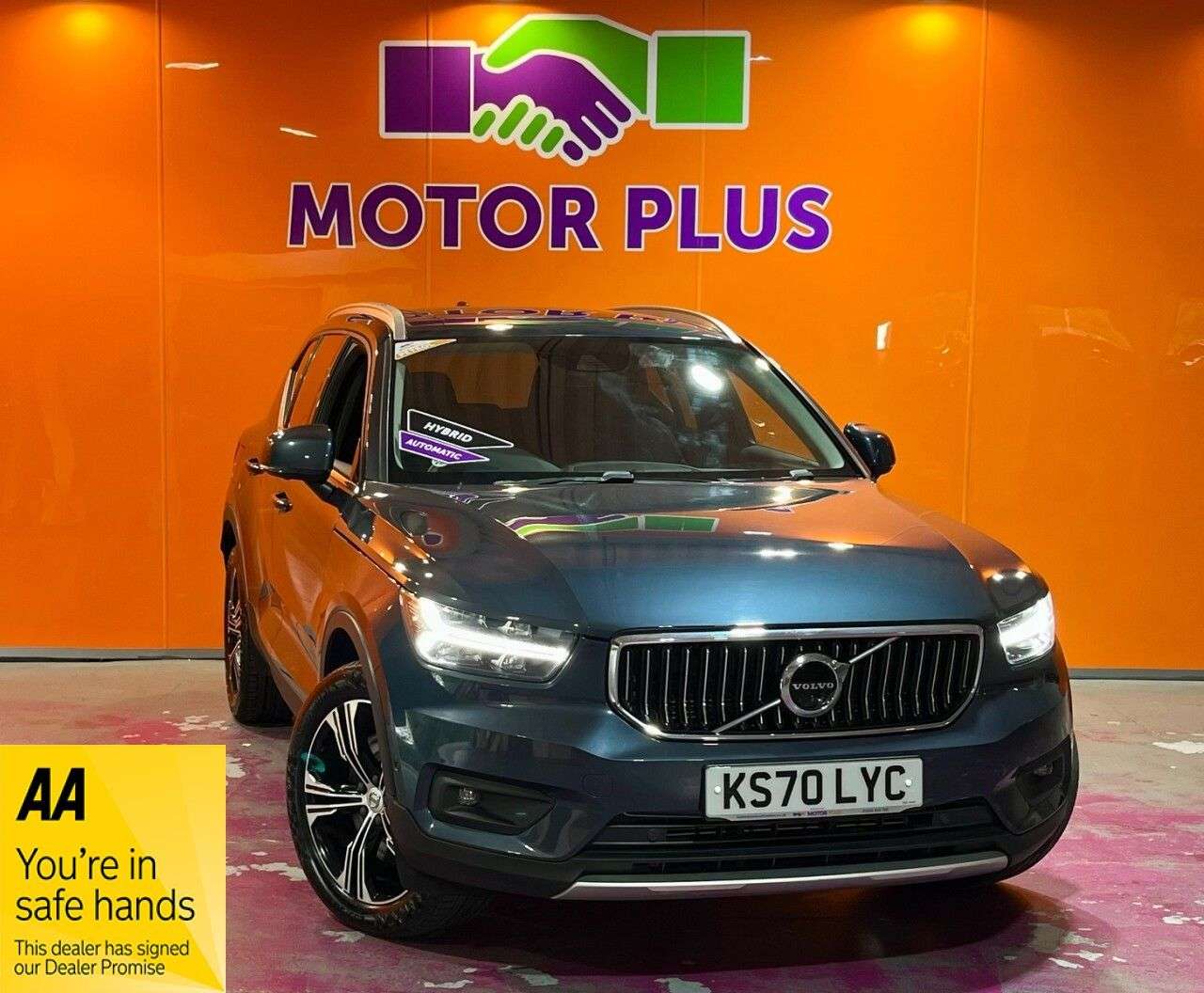 A 2020 VOLVO XC40 1.5h T5 Twin Engine Recharge 10.7kWh Inscription Pro SUV 5dr Petrol Plug-in A 2020 VOLVO XC40 1.5h T5 Twin Engine Recharge 10.7kWh Inscription Pro SUV 5dr Petrol Plug-in