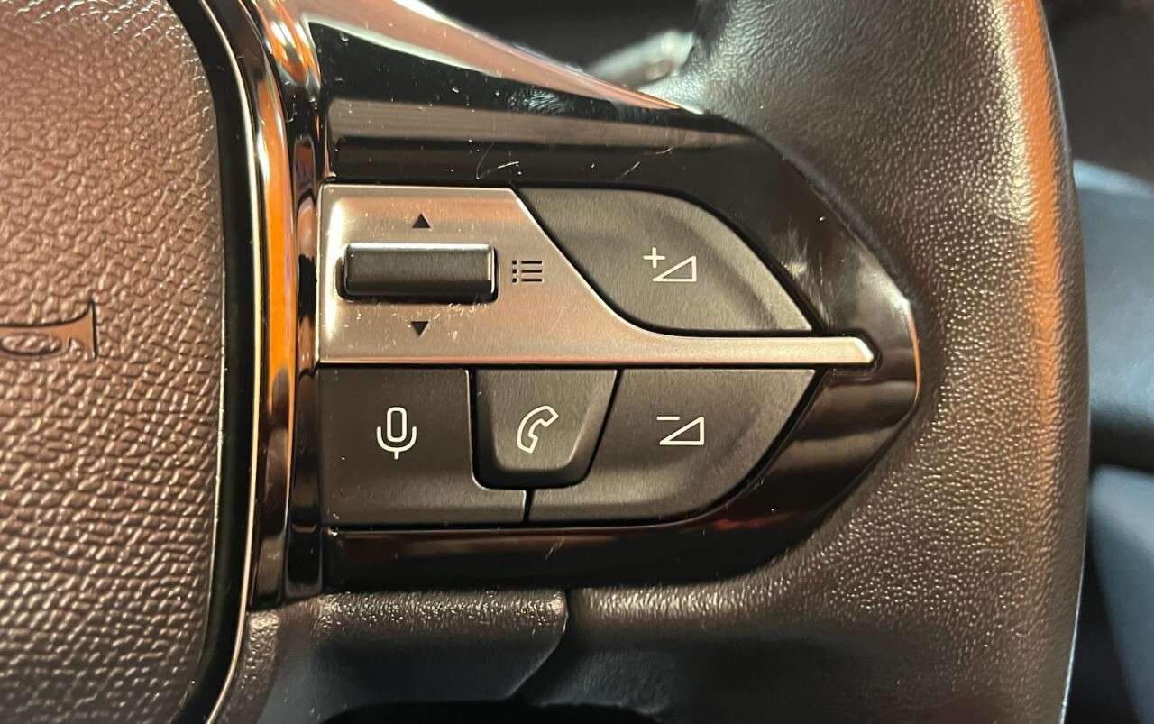 2023 PEUGEOT 308 2023 PEUGEOT 308