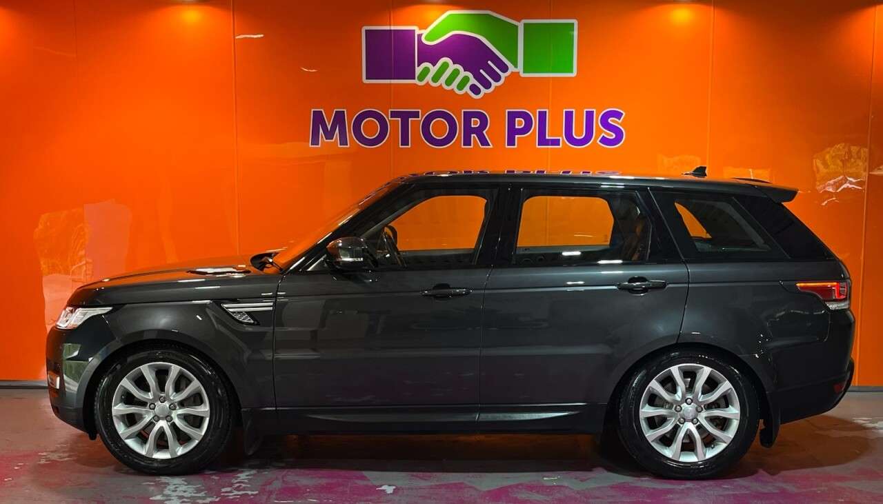 A 2016 LAND ROVER RANGE ROVER SPORT 3.0 SD V6 HSE SUV 5dr Diesel Auto 4WD Euro 6 (s/s) (306 ps) Visit Over 400 A 2016 LAND ROVER RANGE ROVER SPORT 3.0 SD V6 HSE SUV 5dr Diesel Auto 4WD Euro 6 (s/s) (306 ps) Visit Over 400