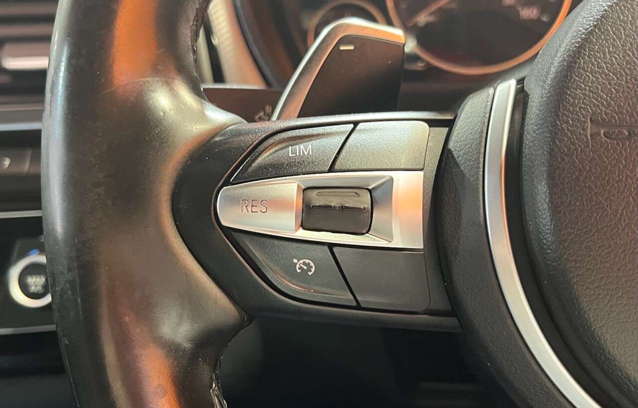 2018 BMW 3 SERIES 2018 BMW 3 SERIES