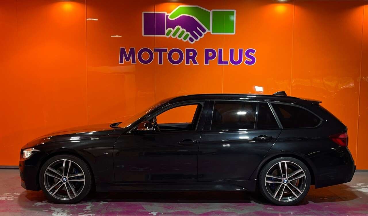 A 2018 BMW 3 SERIES 2.0 320d M Sport Shadow Edition Touring 5dr Diesel Auto Euro 6 (s/s) (190 p A 2018 BMW 3 SERIES 2.0 320d M Sport Shadow Edition Touring 5dr Diesel Auto Euro 6 (s/s) (190 p