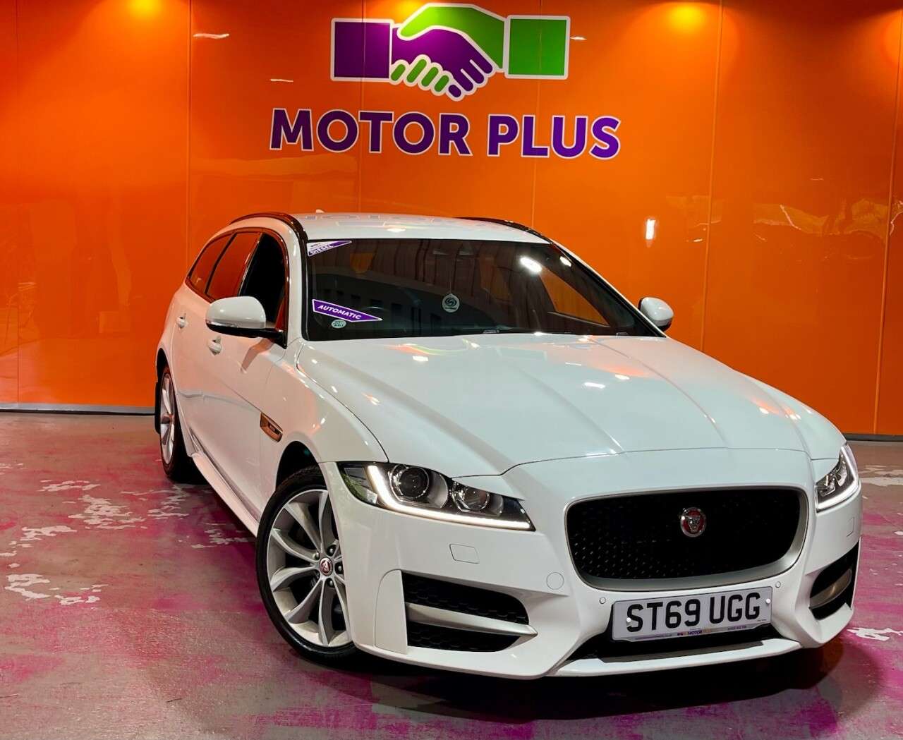 A 2019 JAGUAR XF 2.0d R-Sport Sportbrake 5dr Diesel Auto Euro 6 (s/s) (180 ps) Visit Over 40 A 2019 JAGUAR XF 2.0d R-Sport Sportbrake 5dr Diesel Auto Euro 6 (s/s) (180 ps) Visit Over 40