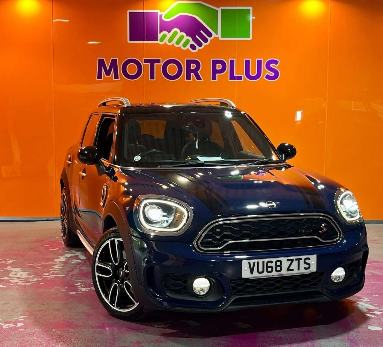 A 2018 MINI COUNTRYMAN 2.0 Cooper S SUV 5dr Petrol Steptronic Euro 6 (s/s) (192 ps) Visit Over 400 A 2018 MINI COUNTRYMAN 2.0 Cooper S SUV 5dr Petrol Steptronic Euro 6 (s/s) (192 ps) Visit Over 400