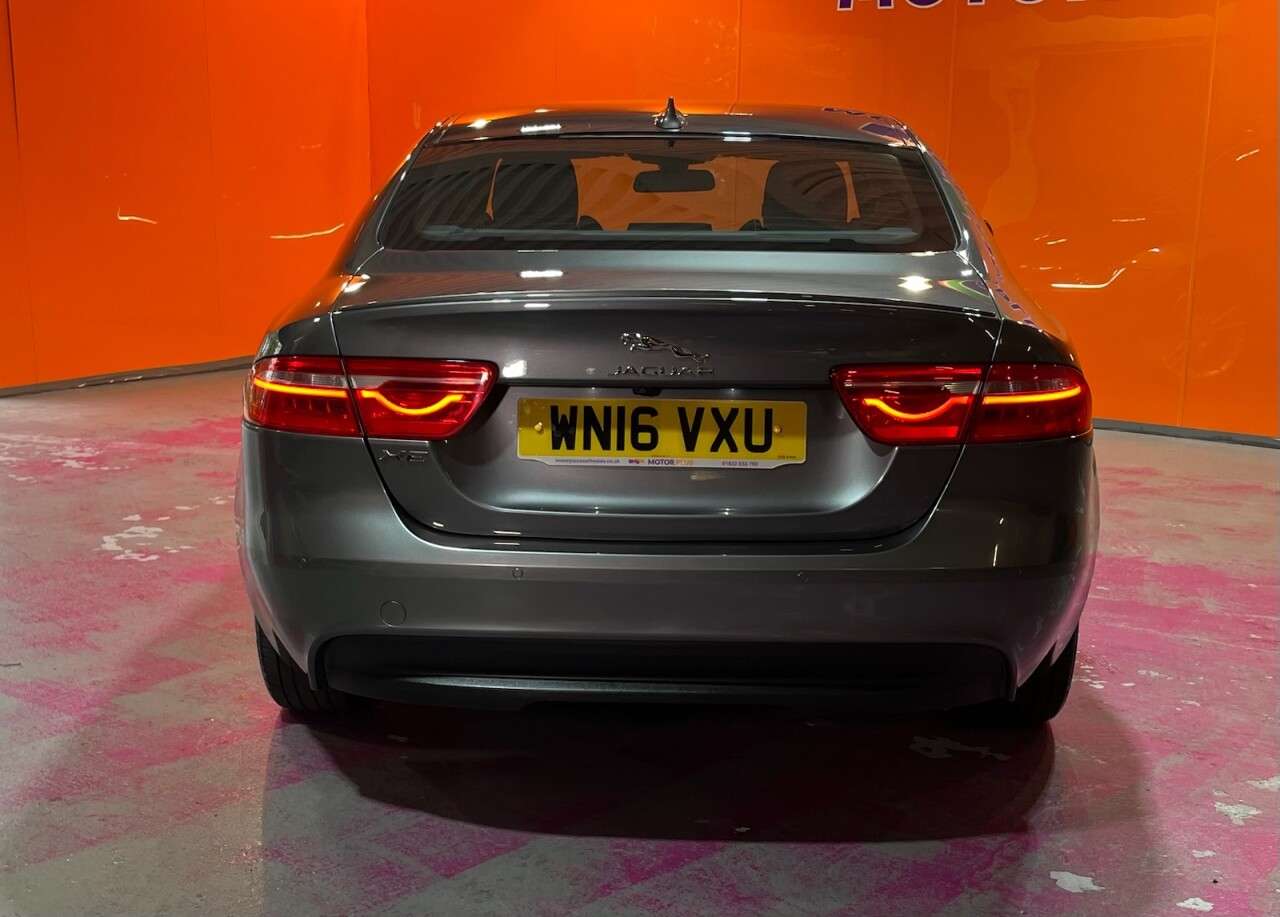 2016 JAGUAR XE 2016 JAGUAR XE