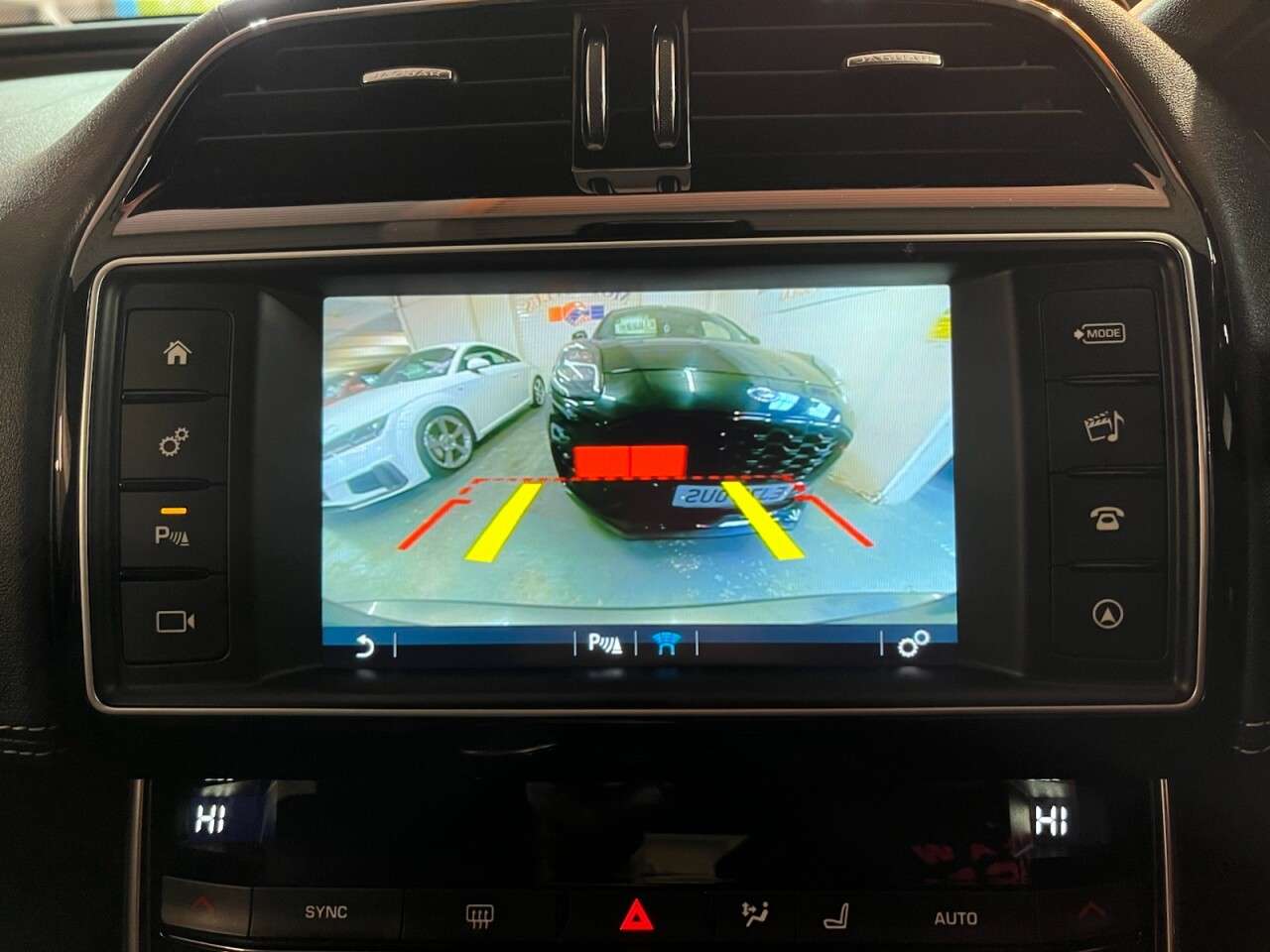 2016 JAGUAR XE 2016 JAGUAR XE