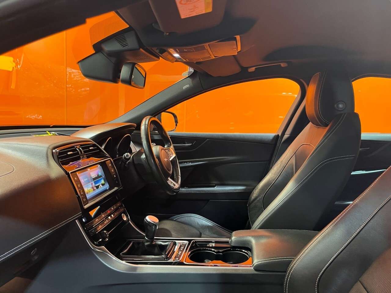 2016 JAGUAR XE 2016 JAGUAR XE