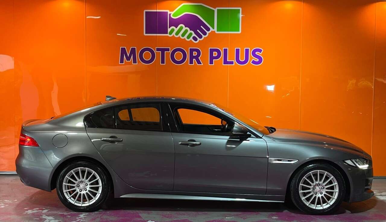 2016 JAGUAR XE 2016 JAGUAR XE