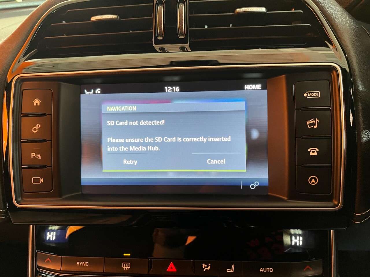2016 JAGUAR XE 2016 JAGUAR XE