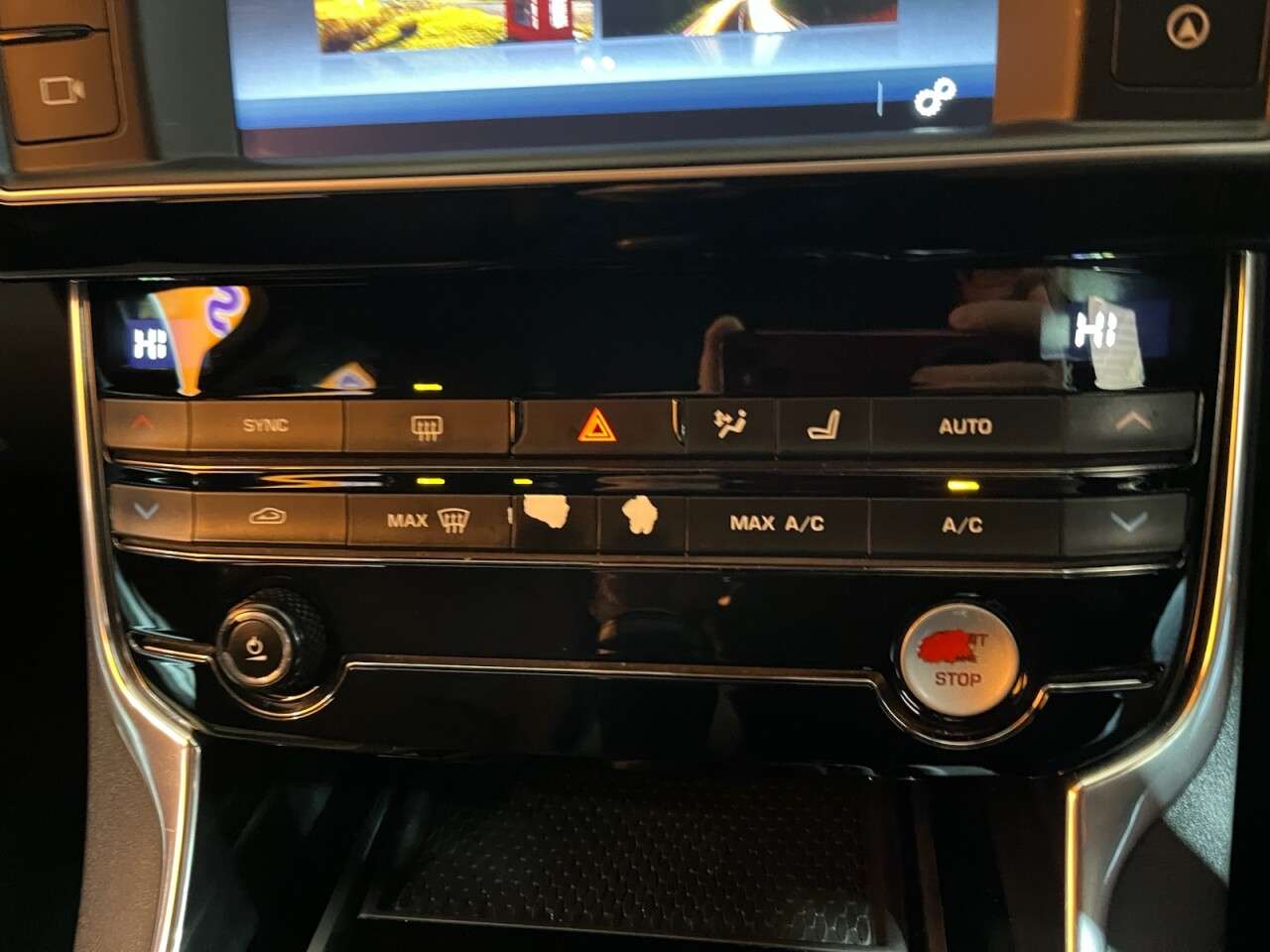 2016 JAGUAR XE 2016 JAGUAR XE