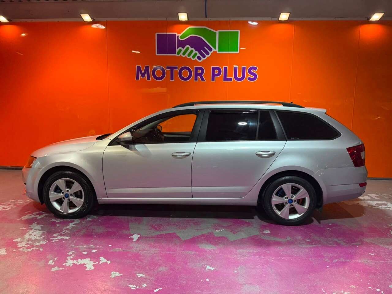 A 2016 SKODA OCTAVIA 1.6 TDI SE L Estate 5dr Diesel Manual Euro 6 (s/s) (110 ps) Visit Over 400 A 2016 SKODA OCTAVIA 1.6 TDI SE L Estate 5dr Diesel Manual Euro 6 (s/s) (110 ps) Visit Over 400