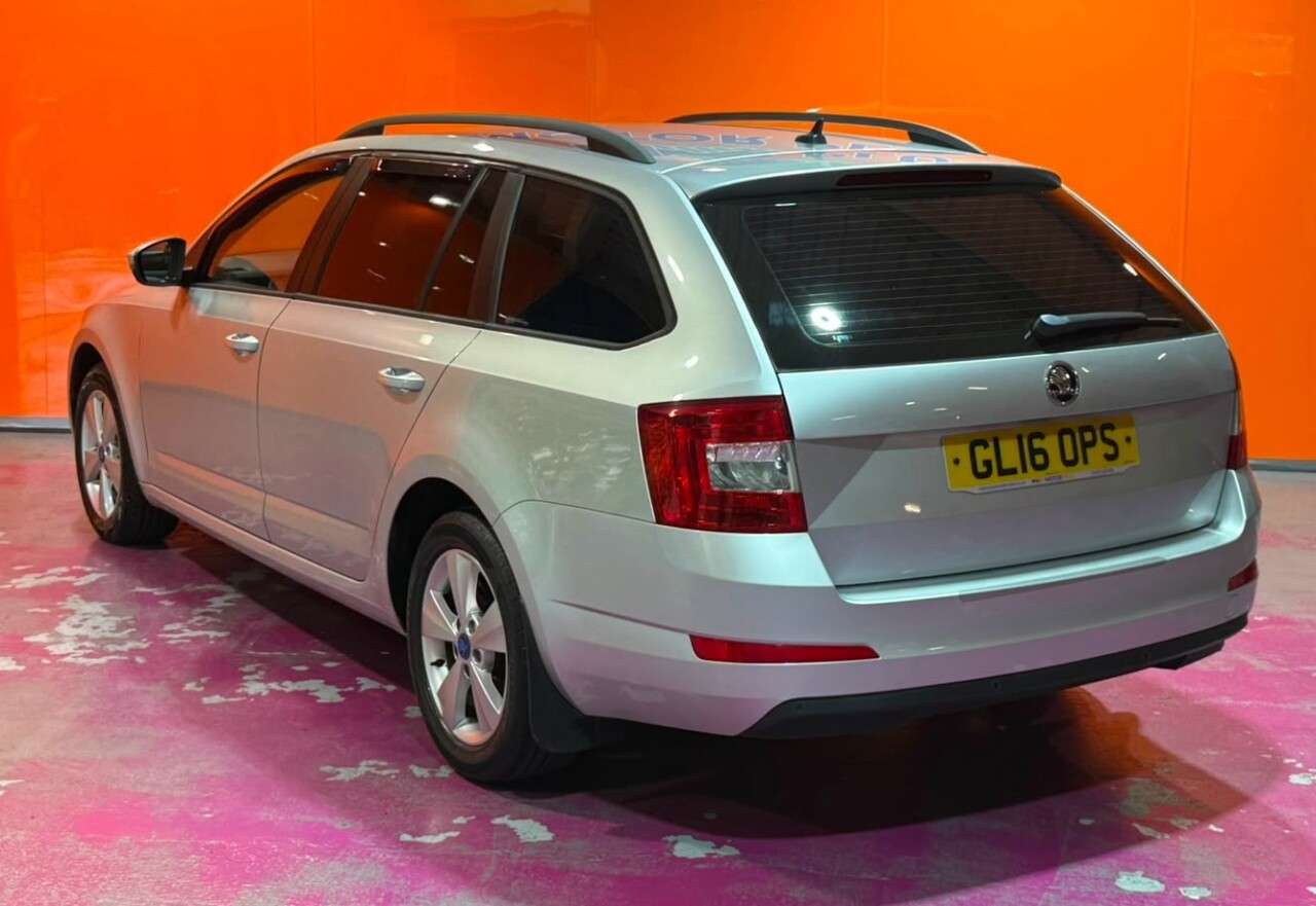 A 2016 SKODA OCTAVIA 1.6 TDI SE L Estate 5dr Diesel Manual Euro 6 (s/s) (110 ps) Visit Over 400 A 2016 SKODA OCTAVIA 1.6 TDI SE L Estate 5dr Diesel Manual Euro 6 (s/s) (110 ps) Visit Over 400