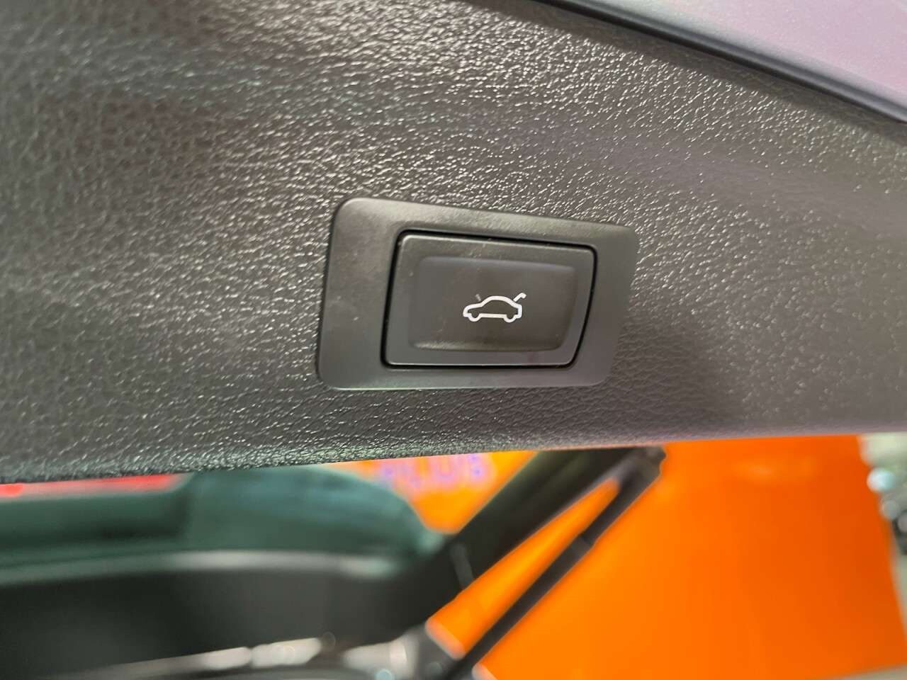 2020 AUDI Q3 2020 AUDI Q3