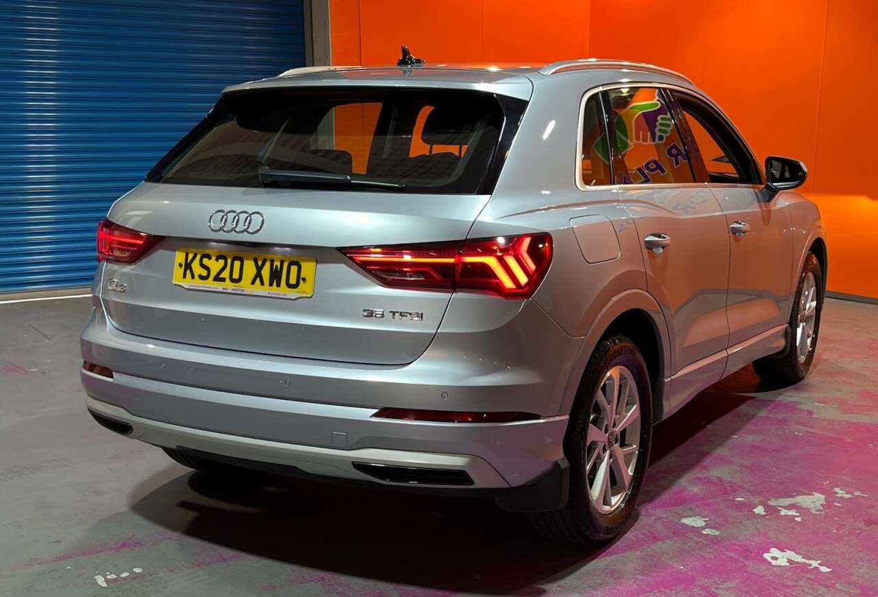2020 AUDI Q3 2020 AUDI Q3