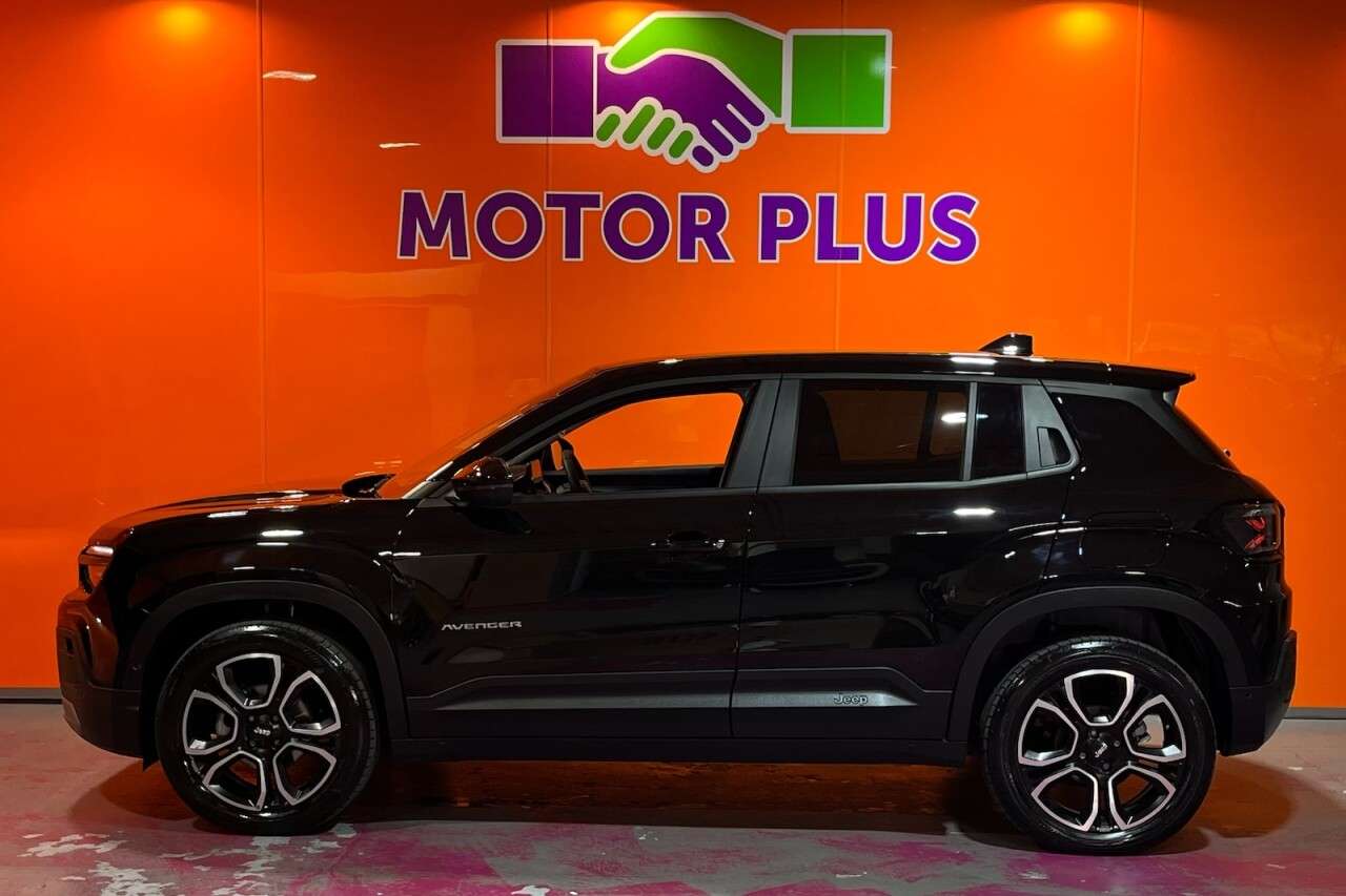 A 2026 JEEP AVENGER 1.2 Summit SUV 5dr Petrol Manual Euro 6 (s/s) (100 ps) Visit Over 400 Cars A 2026 JEEP AVENGER 1.2 Summit SUV 5dr Petrol Manual Euro 6 (s/s) (100 ps) Visit Over 400 Cars