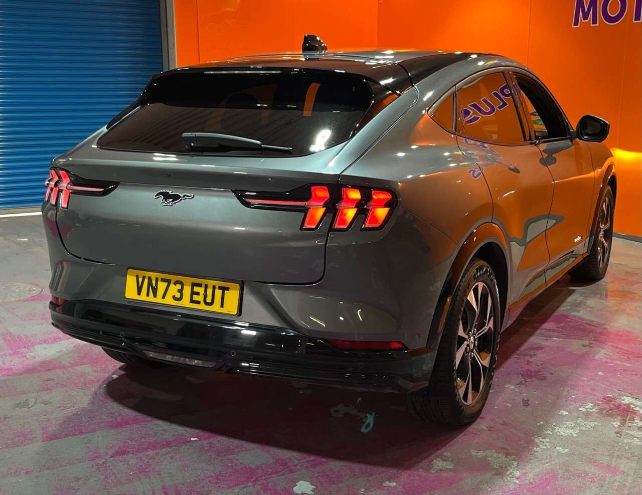 2024 FORD MUSTANG MACH-E 2024 FORD MUSTANG MACH-E