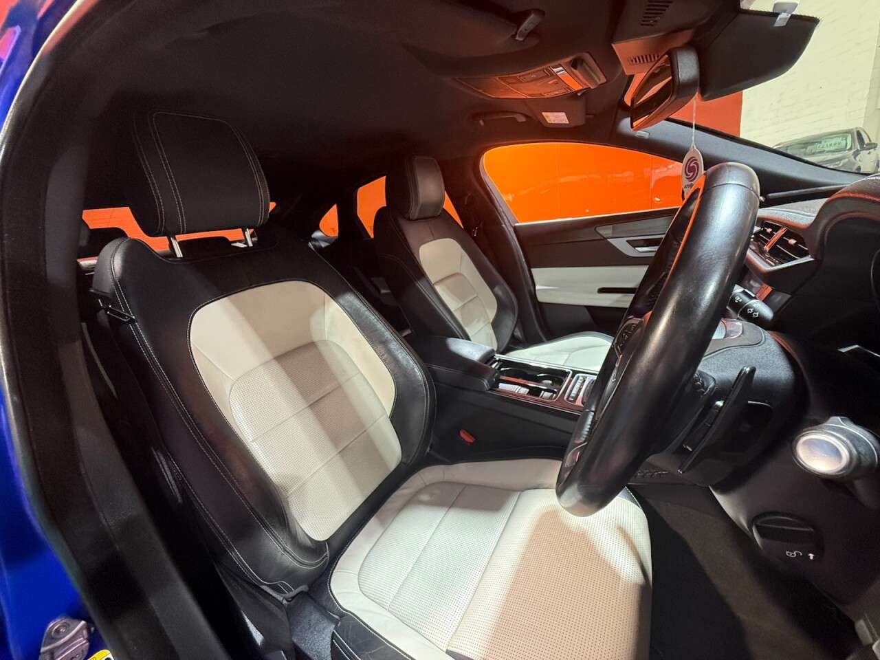 2017 JAGUAR XF 2017 JAGUAR XF
