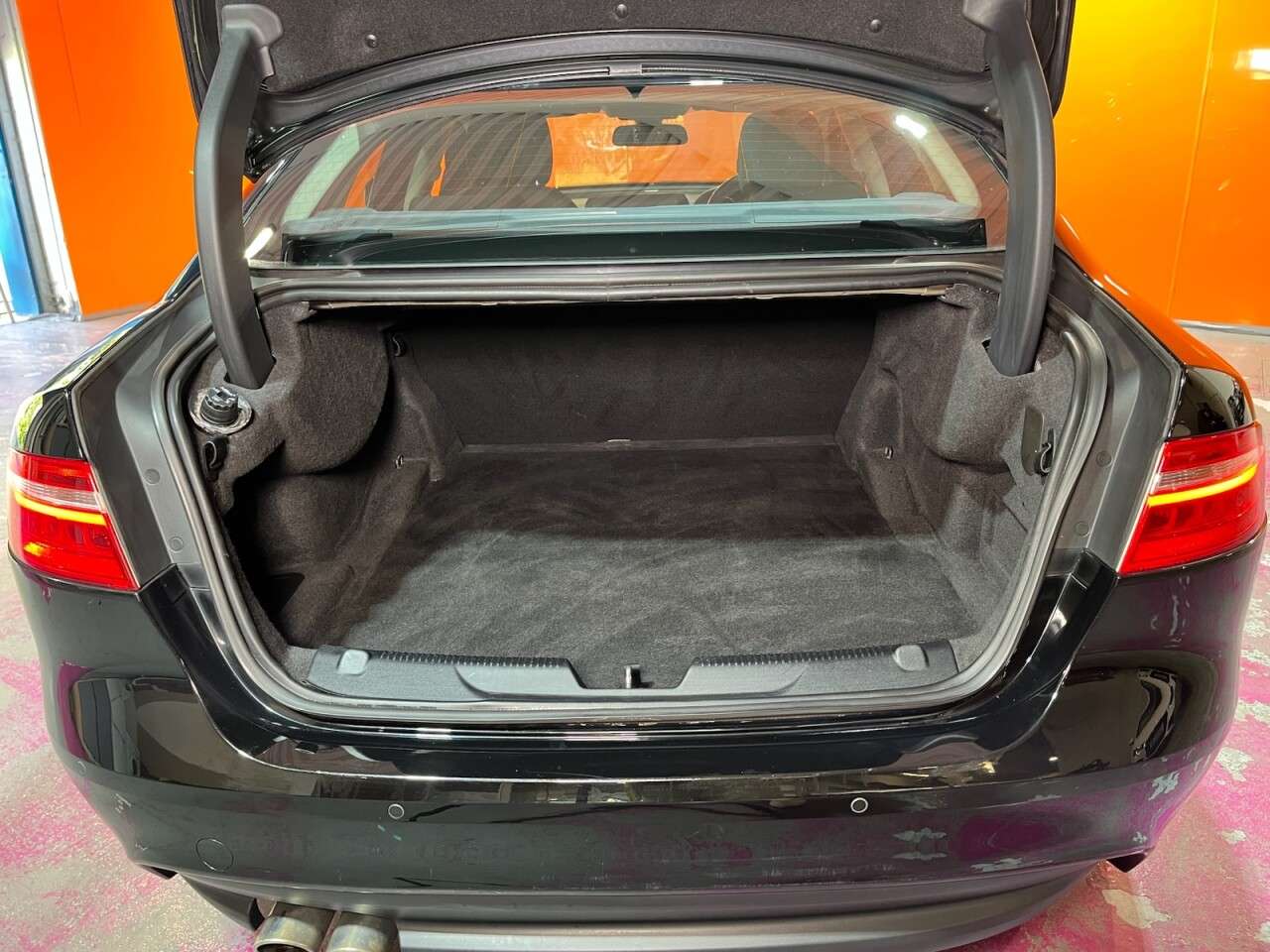 2016 JAGUAR XE 2016 JAGUAR XE