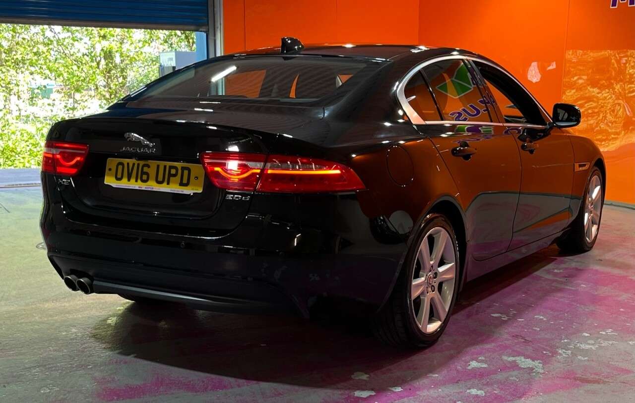 2016 JAGUAR XE 2016 JAGUAR XE