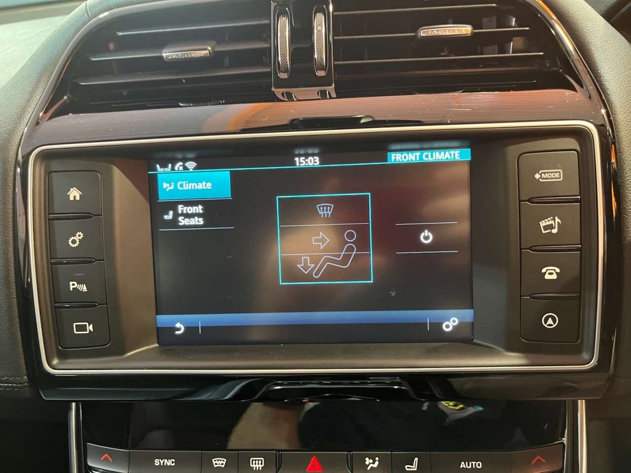 2016 JAGUAR XE 2016 JAGUAR XE